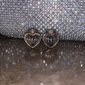 Heart stud earrings